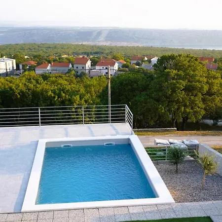 Luminosa By Guide Villa *