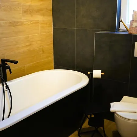 Luminosa By Guide * קראליביצה